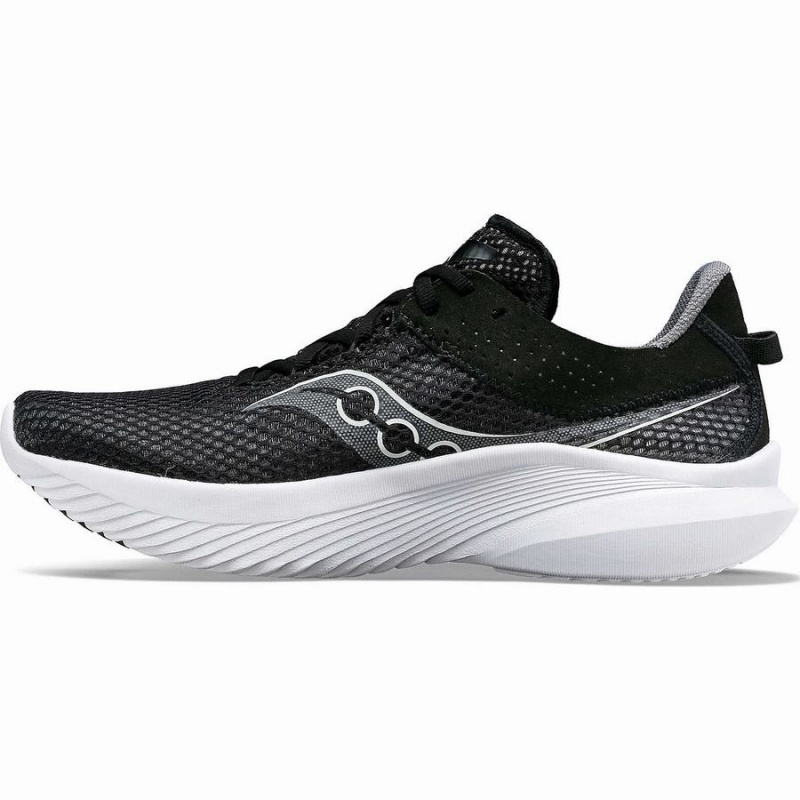 Men's Saucony Kinvara 14 Wide Running Shoes Black / White | UAE S47108-M05