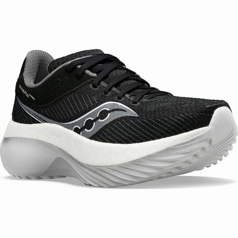 Men's Saucony Kinvara Pro Wide Running Shoes Black / White | UAE S39157-V71